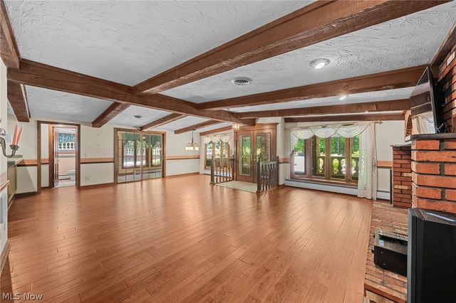 7035 Quarry Road, Amherst, OH 44001