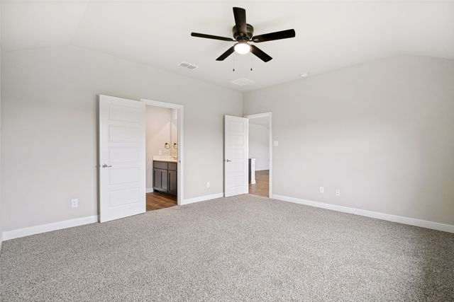 608 Breckenridge Park Drive, Alvarado, TX 76009