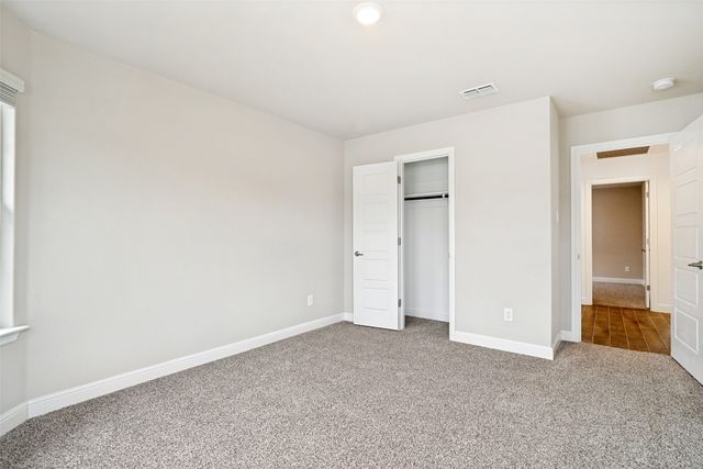 608 Breckenridge Park Drive, Alvarado, TX 76009