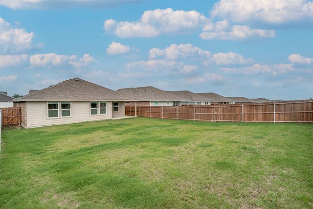 608 Breckenridge Park Drive, Alvarado, TX 76009