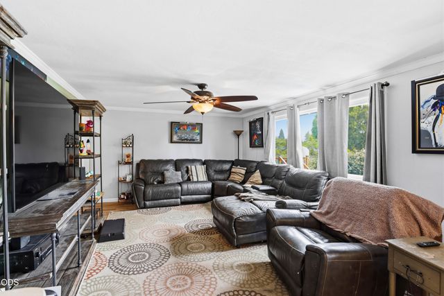 1741 Serenity Drive, Medford, OR 97504