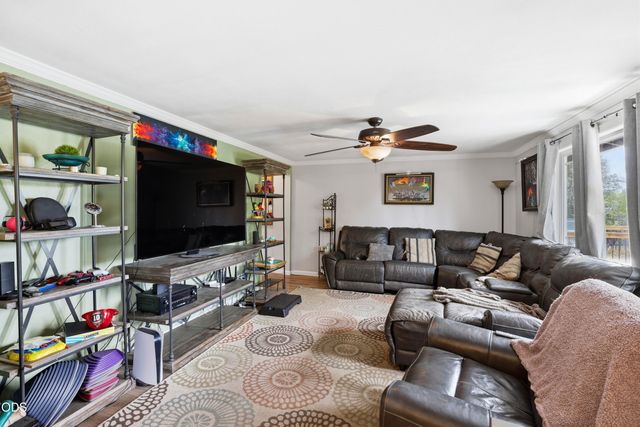 1741 Serenity Drive, Medford, OR 97504