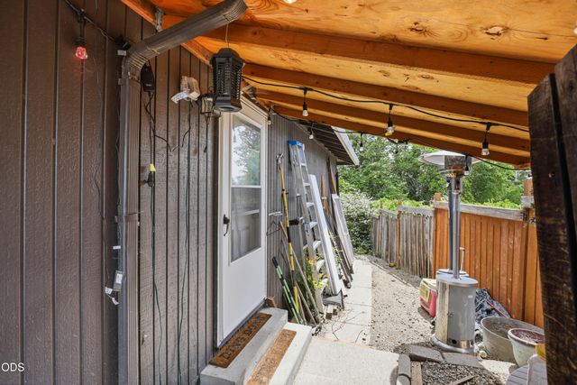 1741 Serenity Drive, Medford, OR 97504