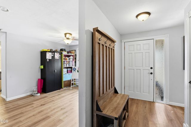 1741 Serenity Drive, Medford, OR 97504