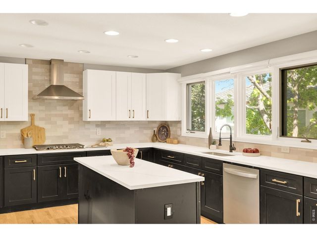 6278 S Boston Ct, Englewood, CO 80111