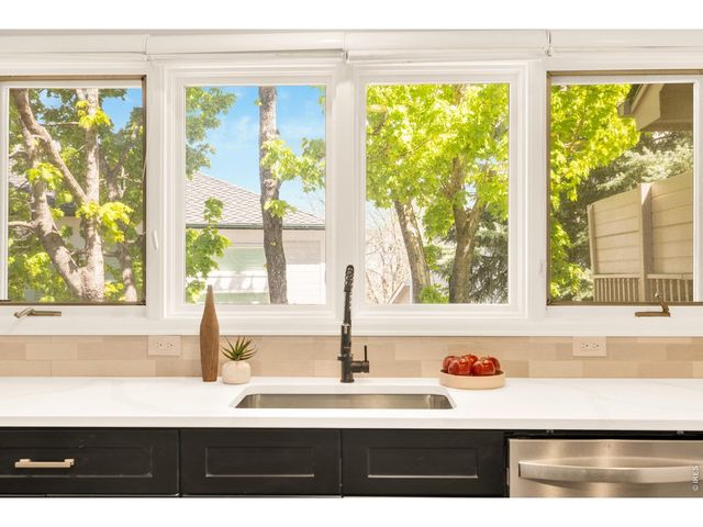 6278 S Boston Ct, Englewood, CO 80111