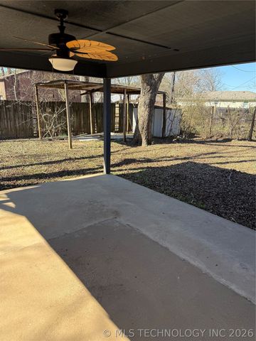 21797 S Ginger Drive, Park Hill, OK 74451