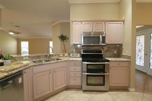 17274 SE 85TH WILLOWICK CIRCLE, The Villages, FL 32162