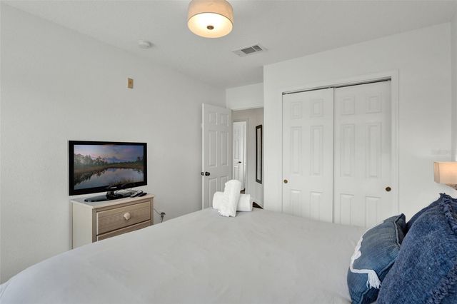 1086 PARK RIDGE CIRCLE, Kissimmee, FL 34746