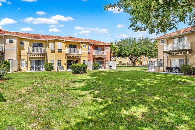 1086 PARK RIDGE CIRCLE, Kissimmee, FL 34746