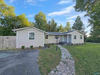 674 Harvest Road, Harvest, AL 35749