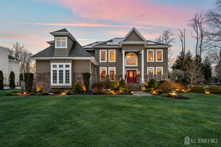 2 Grace Court, Plainsboro, NJ 08536