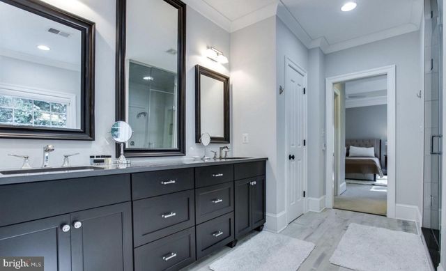 2324 N QUEBEC ST, Arlington, VA 22207