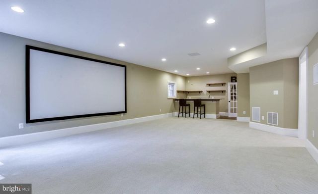 2324 N QUEBEC ST, Arlington, VA 22207