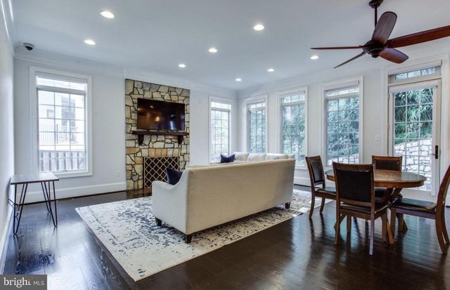 2324 N QUEBEC ST, Arlington, VA 22207