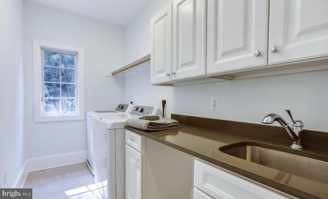 2324 N QUEBEC ST, Arlington, VA 22207