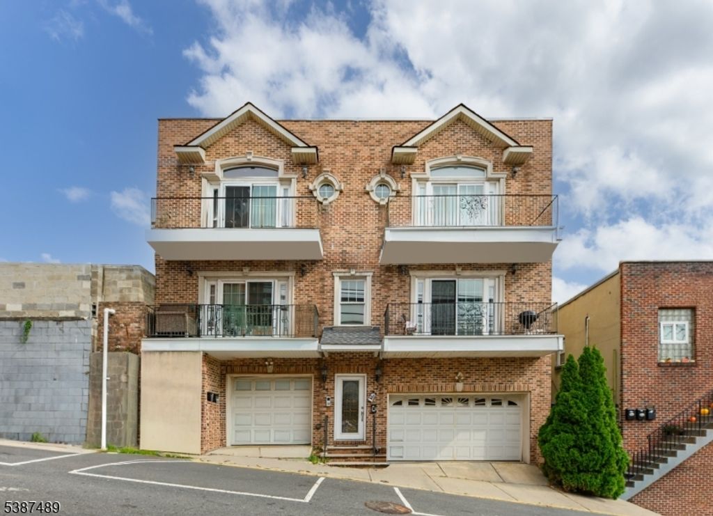 530 64Th St, West New York Town, NJ 07093