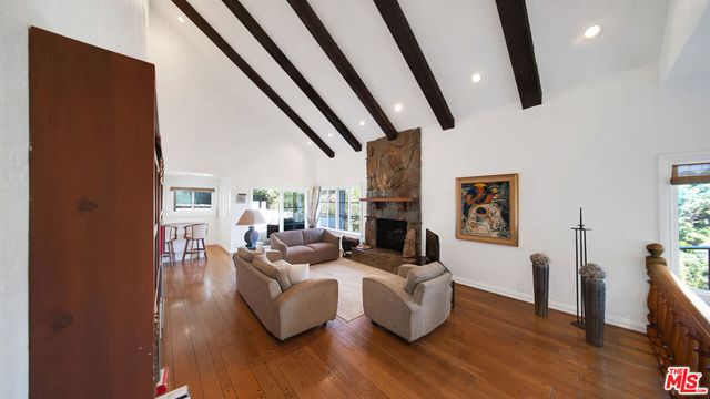 2312 Kimridge Road, Beverly Hills, CA 90210