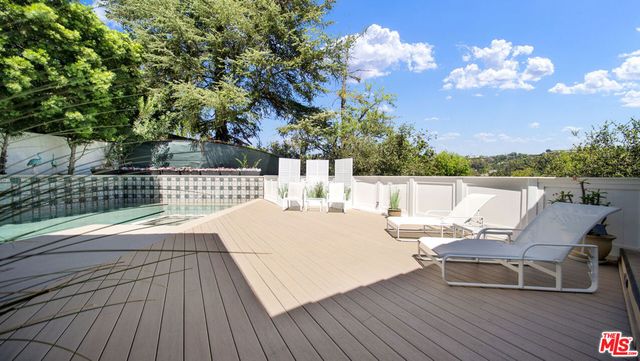 2312 Kimridge Road, Beverly Hills, CA 90210