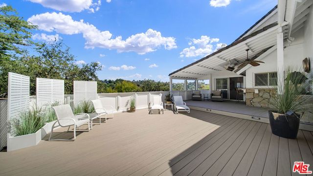 2312 Kimridge Road, Beverly Hills, CA 90210