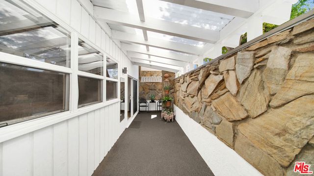 2312 Kimridge Road, Beverly Hills, CA 90210