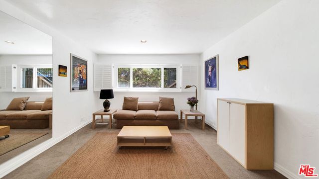 2312 Kimridge Road, Beverly Hills, CA 90210