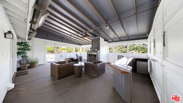 2312 Kimridge Road, Beverly Hills, CA 90210