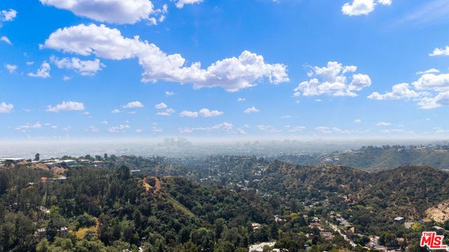 2312 Kimridge Road, Beverly Hills, CA 90210