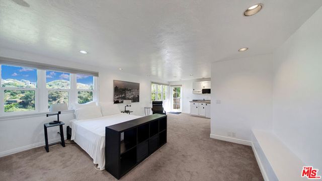 2312 Kimridge Road, Beverly Hills, CA 90210