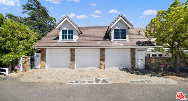 2312 Kimridge Road, Beverly Hills, CA 90210