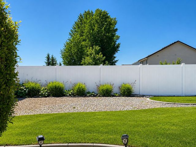8810 N Cannon St, Spokane, WA 99208