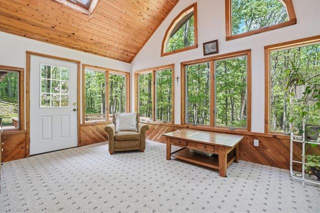 1517 Deer Run, Lehman Twp, PA 18324