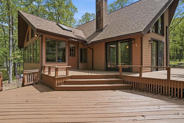 1517 Deer Run, Lehman Twp, PA 18324