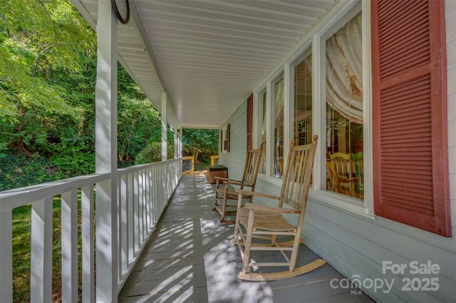 7265 Naguib Amin Street, Hickory, NC 28602