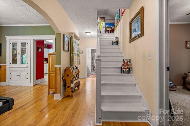 7265 Naguib Amin Street, Hickory, NC 28602
