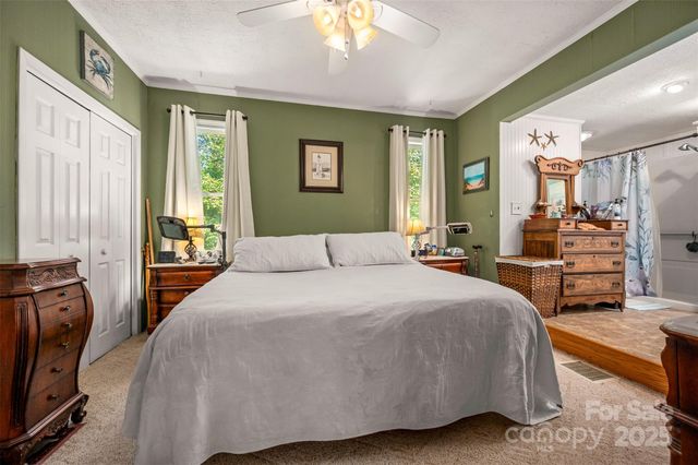 7265 Naguib Amin Street, Hickory, NC 28602