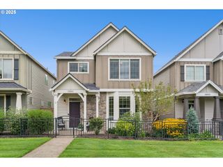 15861 Sw CENTURY Dr, Sherwood, OR 97140
