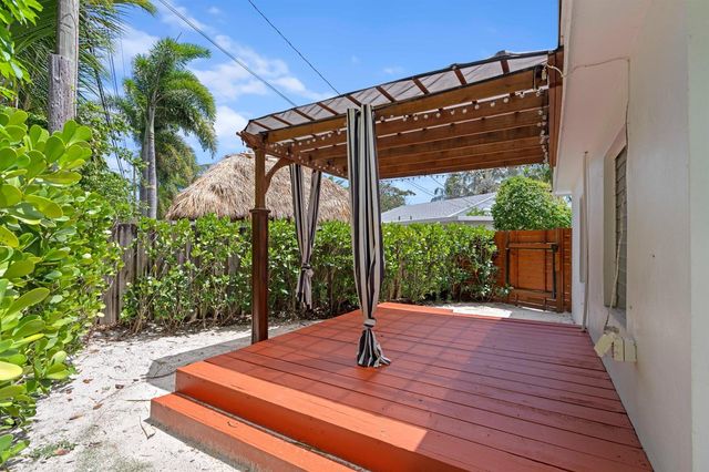 338 Princeton Drive, Lake Worth Beach, FL 33460