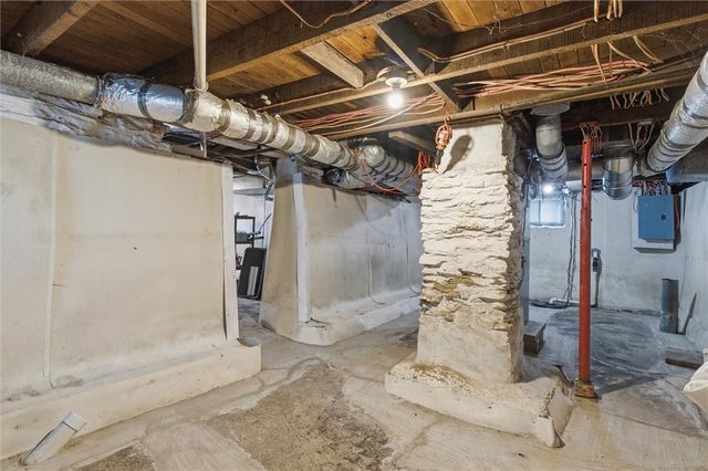 50 S Hewitt Ave, Canton Twp, PA 15301