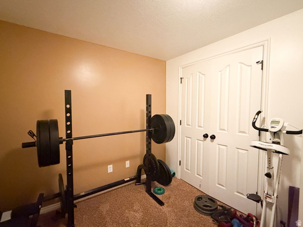 Image 20 of property listing at 185 E 2100 N, North Ogden, UT 84414