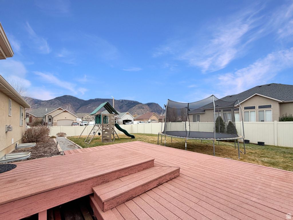 Image 22 of property listing at 185 E 2100 N, North Ogden, UT 84414