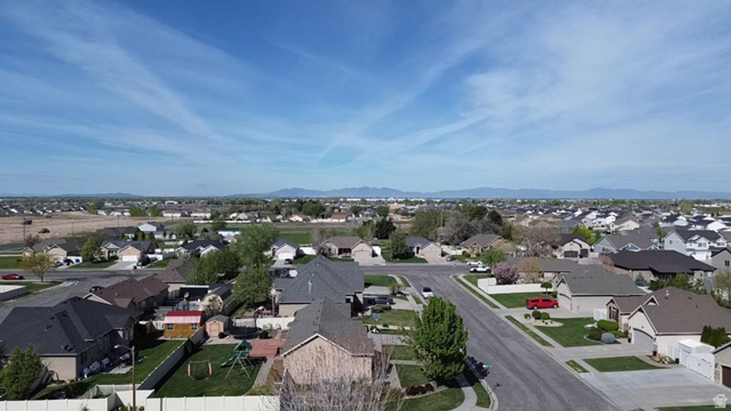 Image 29 of property listing at 185 E 2100 N, North Ogden, UT 84414