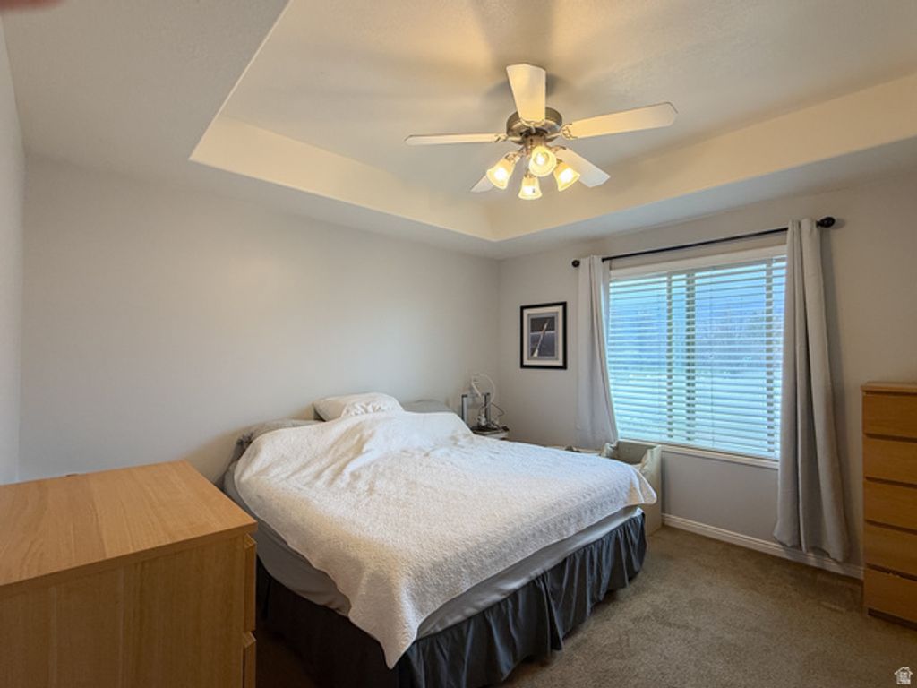 Image 9 of property listing at 185 E 2100 N, North Ogden, UT 84414