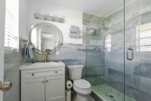 10044 Dasheen Avenue, Palm Beach Gardens, FL 33410