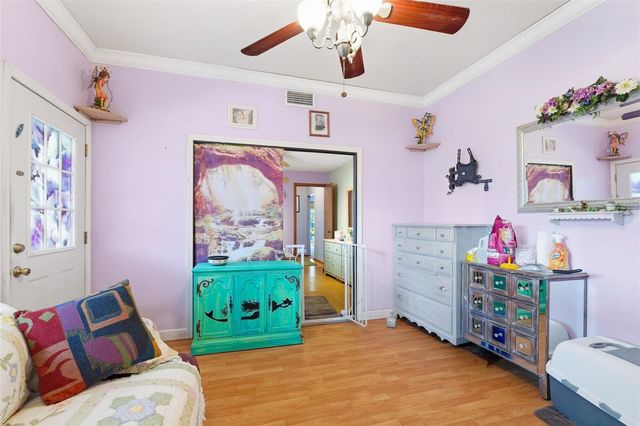 2070 59TH STREET, Sarasota, FL 34243