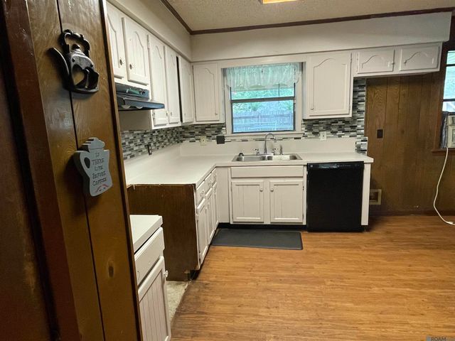 4305 Ashland St, Baker, LA 70714