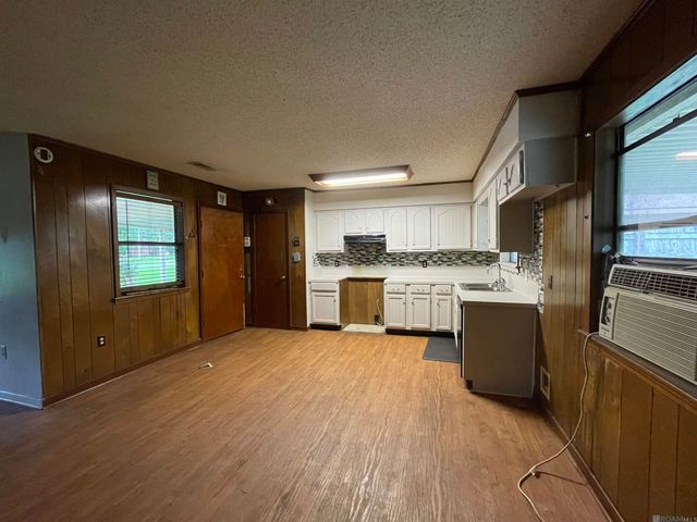 4305 Ashland St, Baker, LA 70714