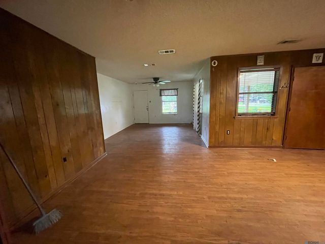 4305 Ashland St, Baker, LA 70714