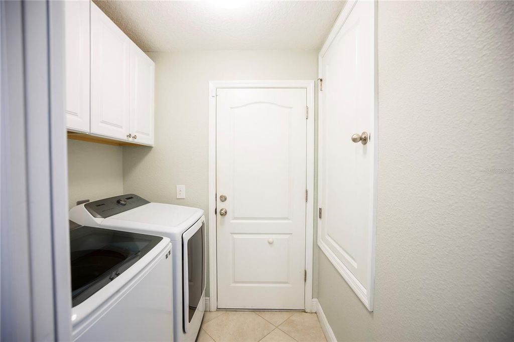 Image 44 of property listing at 374 MILLWOOD PLACE, Winter Garden, FL 34787