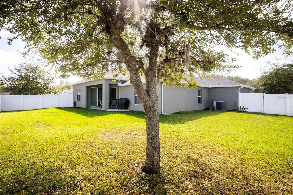 Image 57 of property listing at 374 MILLWOOD PLACE, Winter Garden, FL 34787